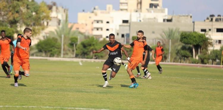 من مباريات الدوري.jpg