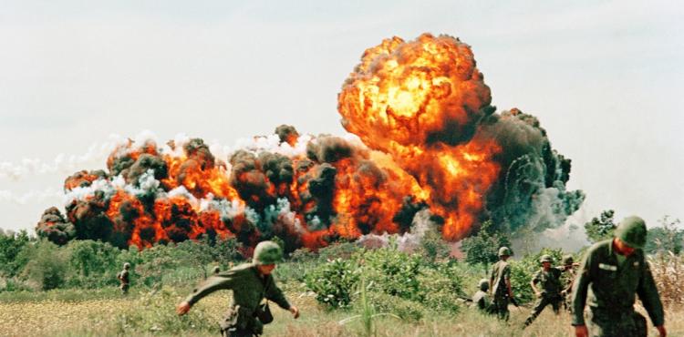 انفجارات النابالم.jpg