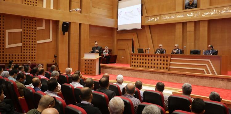 جامعة الإسراء تستضيف اليوم التعريفي للنداء الجديد لبرنامج أراسموس بلس الأوروبي (7).jfif