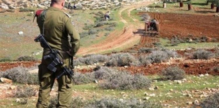 الاحتلال يخطر بوقفpeg