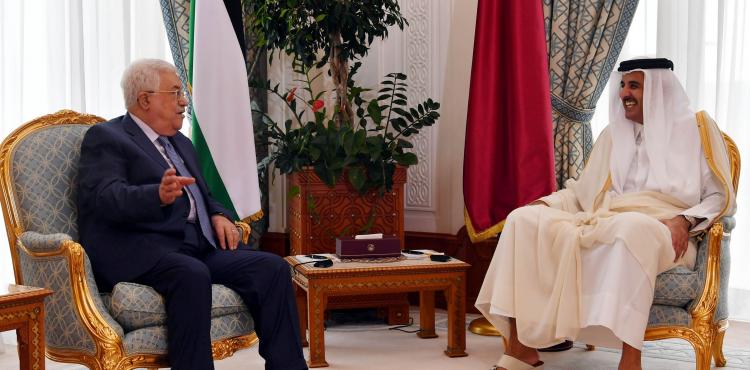 عباس وأمير قطر.jpeg