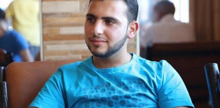 الصحفي الفلسطيني مصعب قفيشة.jpg