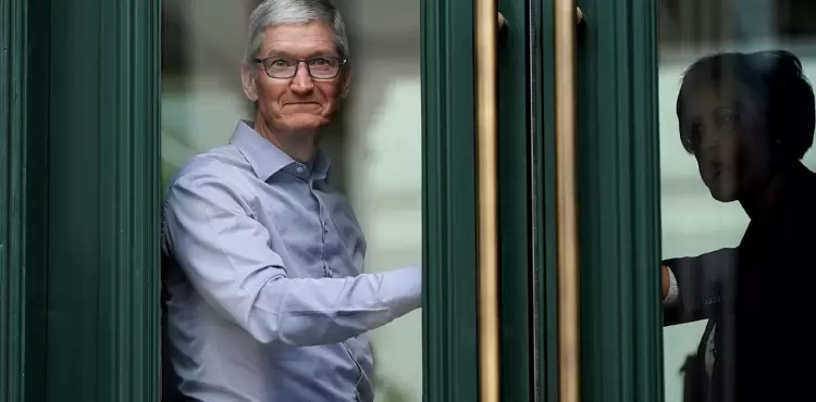 رئيس شركة آبل تيم كوك.webp