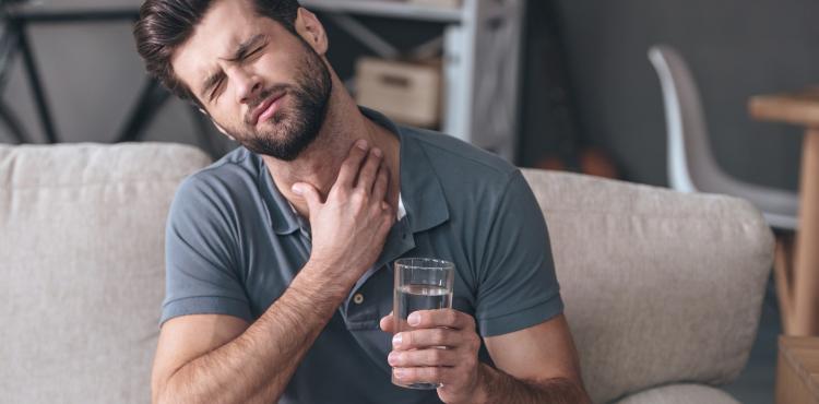 التهاب الحلق.jpg