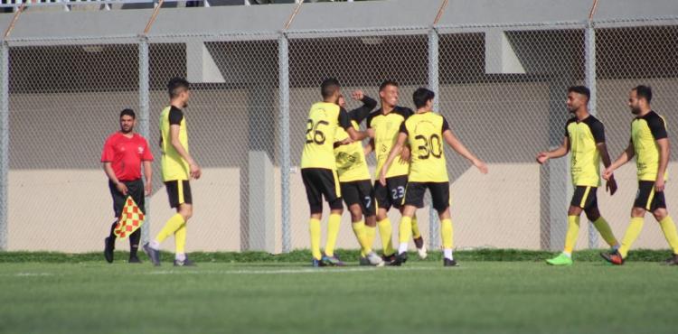 فرحة لاعبي النصيرات