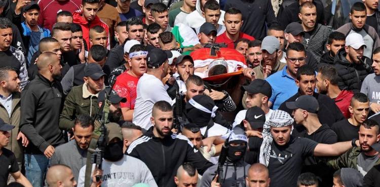 جنين تودع الشهيد زكارنة.jpg