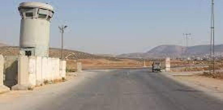 أبراج مراقبة.jfif