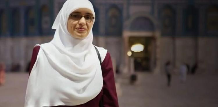 الناشطة المقدسية هنادي الحلواني.jpg