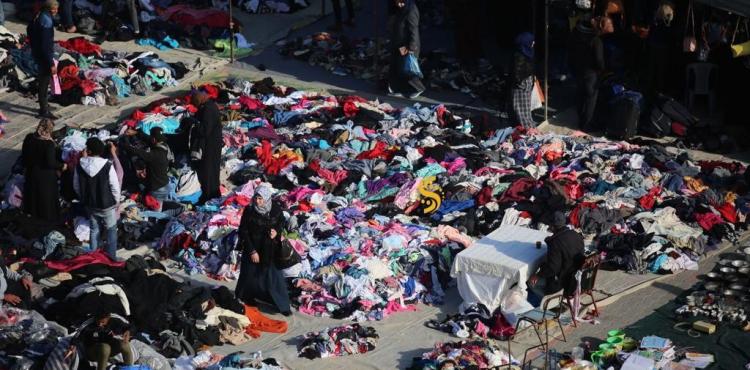 سوق البالة في النصيرات ملابس مستعملة 4.jpg