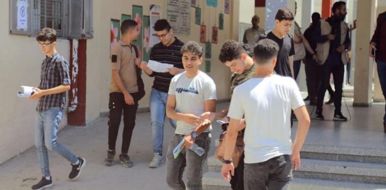 طلاب الثانوية العامة (1).jpeg