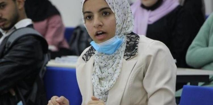 ظريفة حسن.jpg