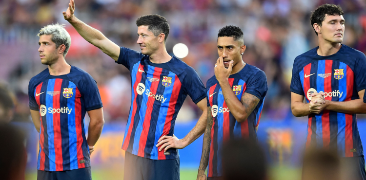 تشكيلة برشلونة ضد رايو فاليكانو اليوم السبت 13-8-2022.png