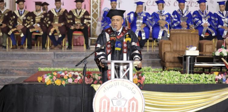رئيس جامعة الإسراء البروفيسور عبدالخالق الفرا