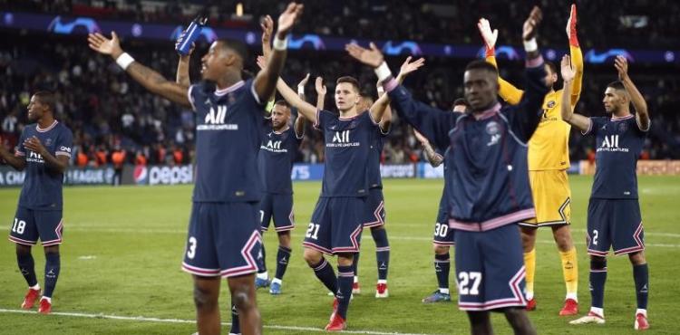 لاعبو باريس