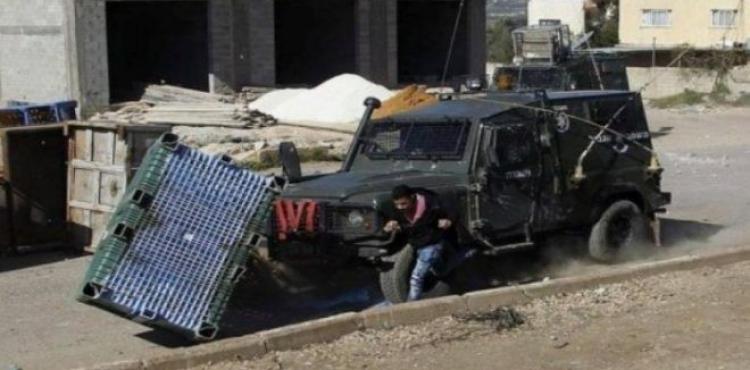 الاحتلال يدهس شاب