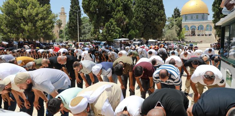 كم عدد المصلين في المسجد الأقصى.jpg