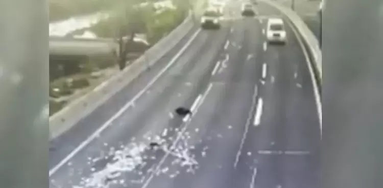 أموال في الشارع