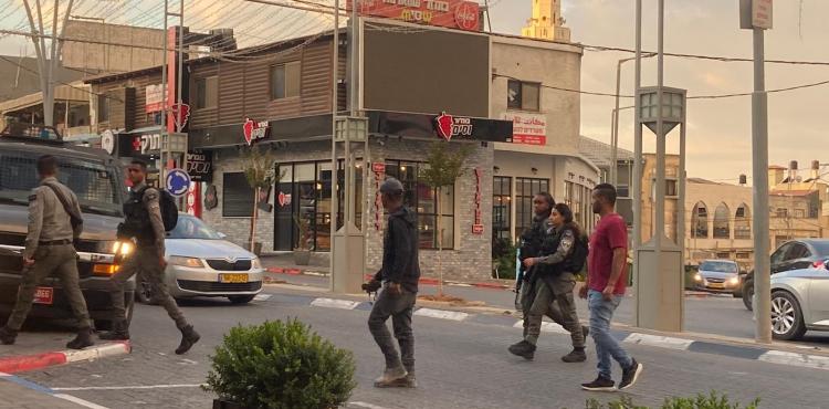 ملاحقة العمال