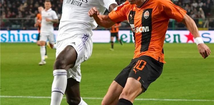 من لقاء ريال مدريد و شختار