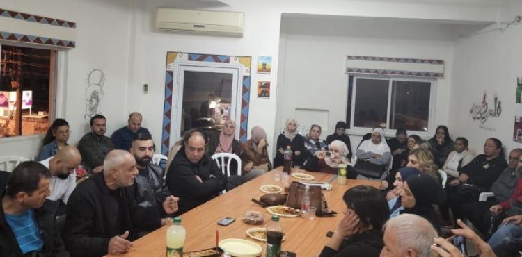 اجتماع أهالي معتقلي هبة الكرامة بالداخل المحتل.jpg