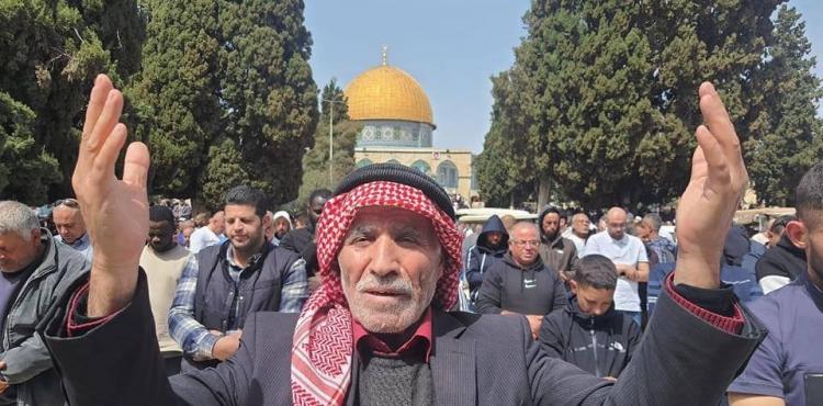 صلاة الجمعة بالأقصى