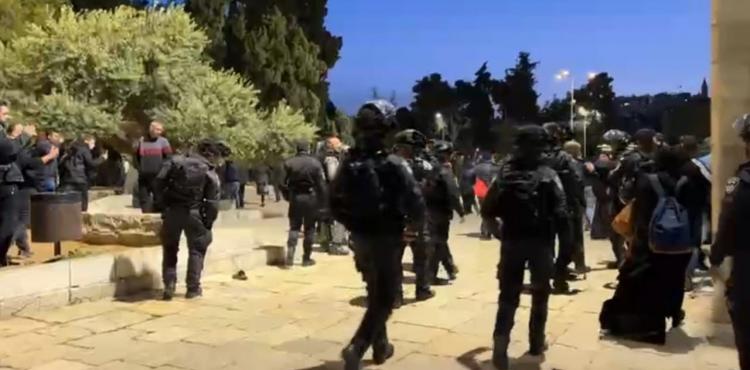 اقتحام الأقصى