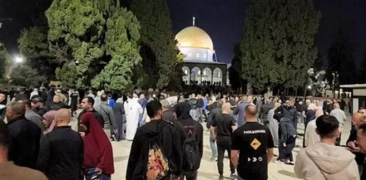 صلاة الفجر بالأقصى