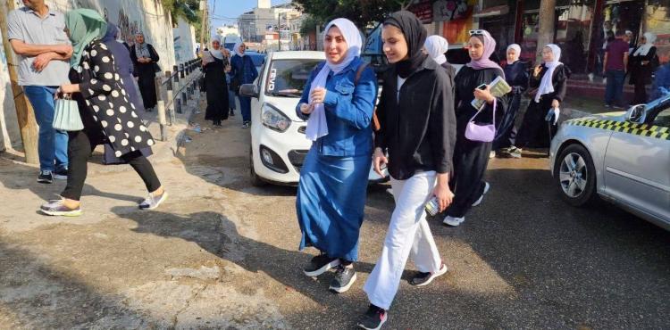 طلبة الثانوية العامة التوجيهي توجيهي فلسطين.jpg