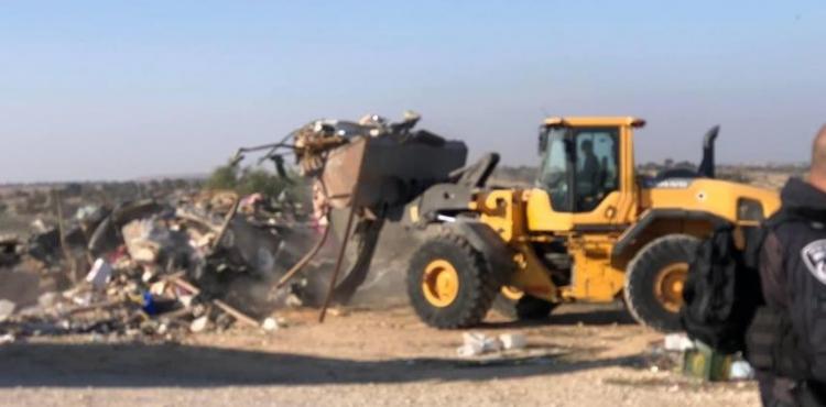 جرافة احتلال.jpg