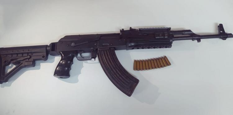 سلاح.jpg