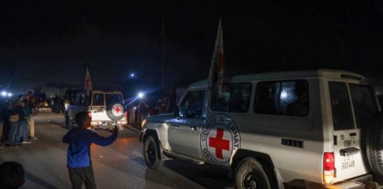 نقل الأسرى.jpg