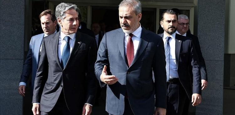 وزير الخارجية التركي هاكان فيدان لنظيره الأمريكي أنتوني بلينكن.jpg