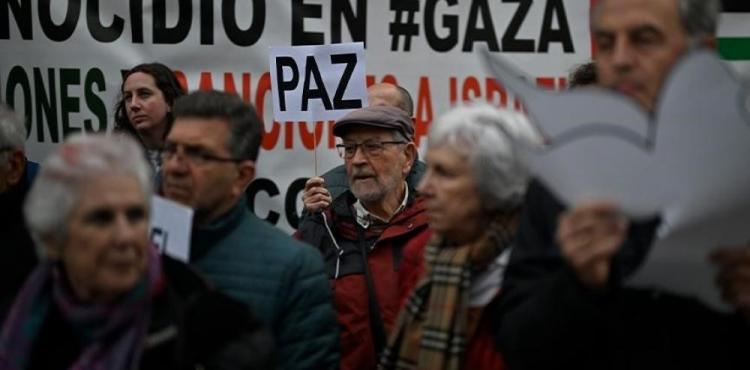 من المظاهرات في إسبانيا.jpg