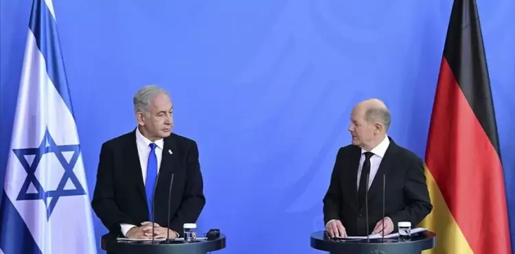 المستشار الألماني أولاف شولتس + نتنياهو.webp