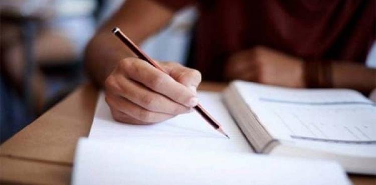 تطبيع تربوي في البكالوريا الفرنسية.jpg