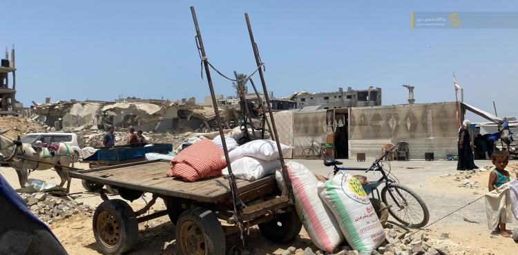 معاناة النازحين مستمرة