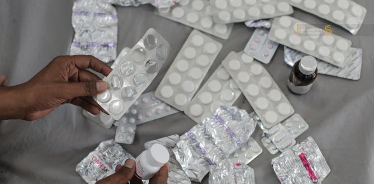 تقص الأدوية يثير مخاوف النازحين وسط قطاع غزة 10.jfif