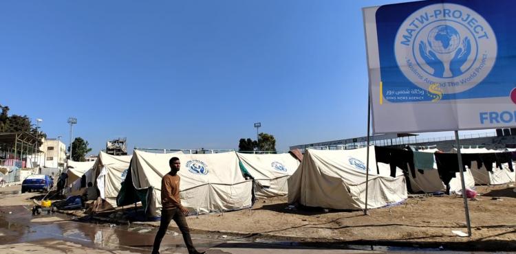 مخيم اليرموك.. أول مخيم نزوح في منطقة شمال قطاع غزة يضم 300 خيمة و3000 نازح (5))