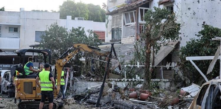 دمار في مستوطنات شمال فلسطين بسبب صواريخ حزب الله.jpeg