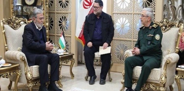 القائد النخالة مع اللواء باقري.jpg