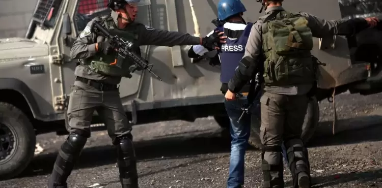 اعتقال صحفيين فلسطينيين.webp