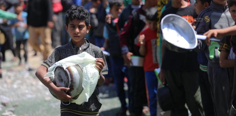 مجاعة - تجويع - طابور تكية - نازحين - أوضاع صعبة  (1).jpg