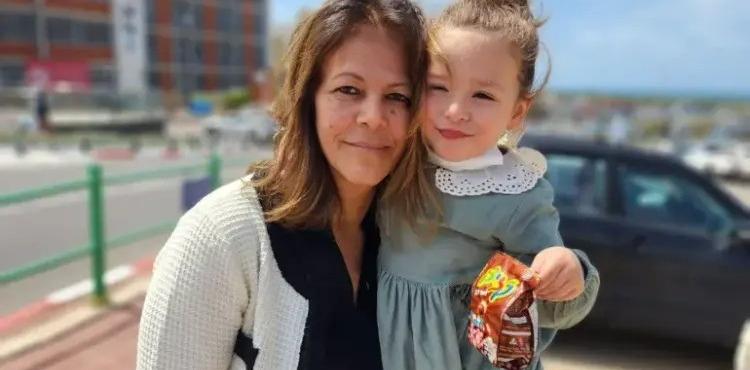 سناء دقة زوجة الشهيد وليد دقة