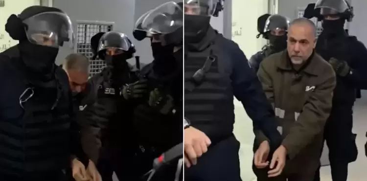 صور للدكتور حسام أبو صفية في سجون الاحتلال