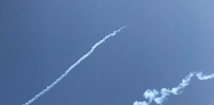 اطلاق صاروخ من غزة.jpg