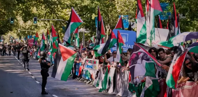 التظاهرات المؤيدة للفلسطينيين أربكت السباق