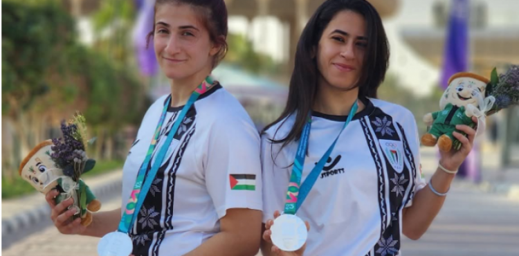 دانيا عبيد ولينا عريقات