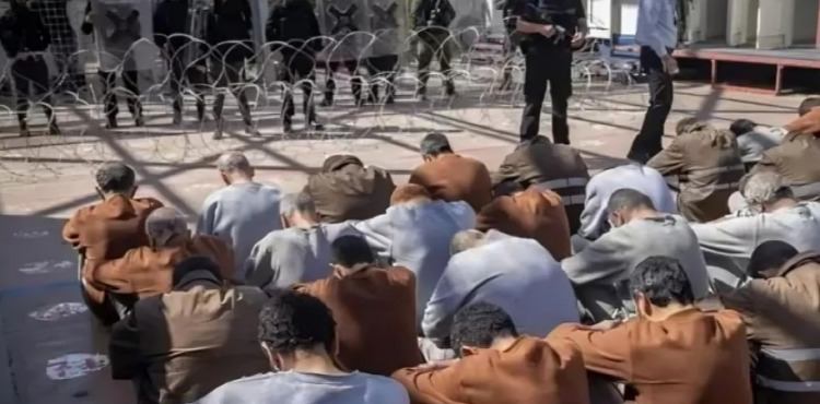 أسرى في سجون الاحتلال