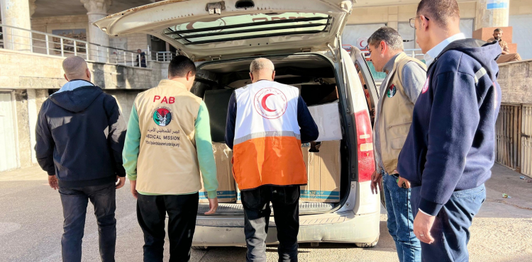 دخول دعامات قلبية لغزة