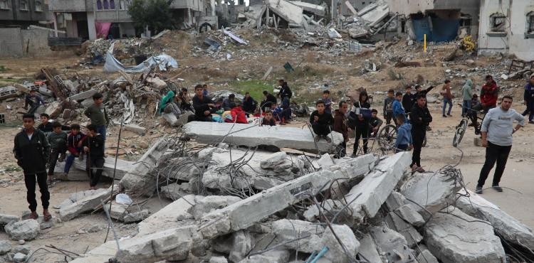 انتشال شهداء - الدفاع المدني ينتشل شهداء - الحرب على غزة (3).jpg